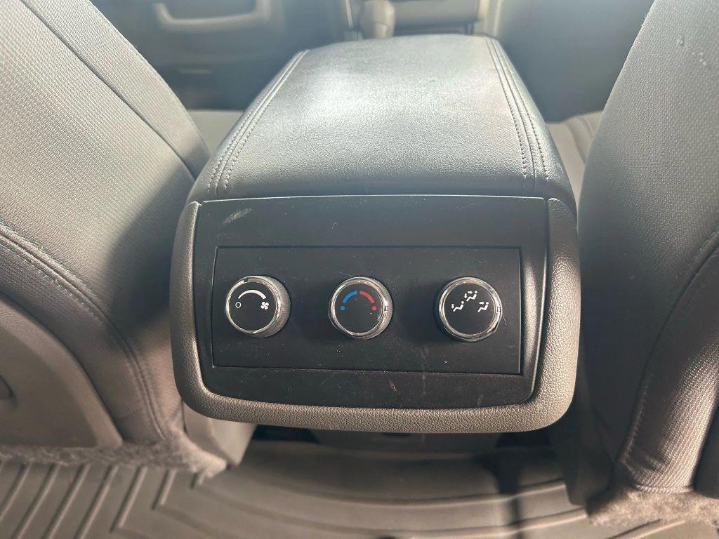 used 2015 Chevrolet Traverse car, priced at $7,995