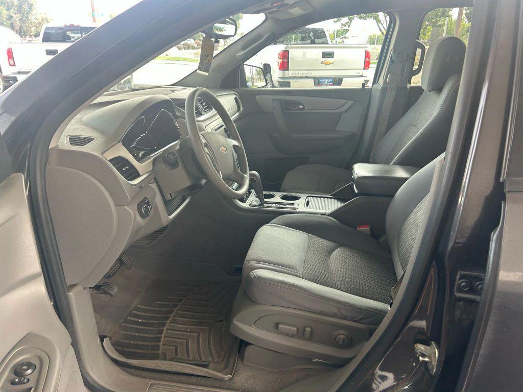 used 2015 Chevrolet Traverse car, priced at $7,995