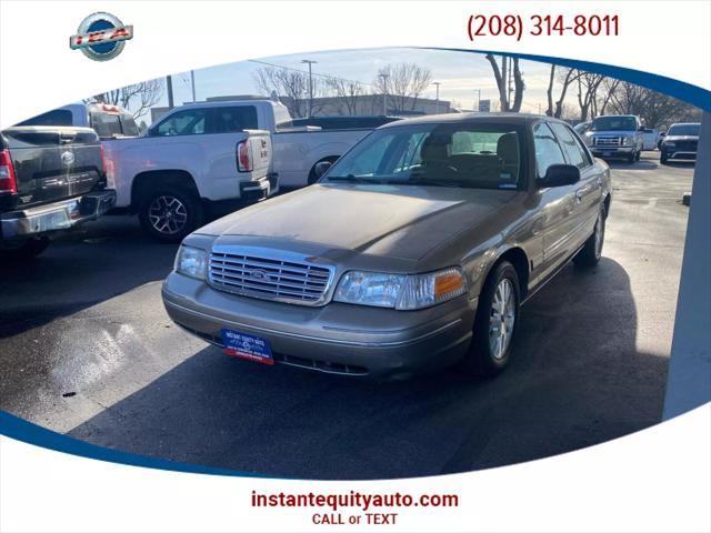 used 2004 Ford Crown Victoria car, priced at $3,995