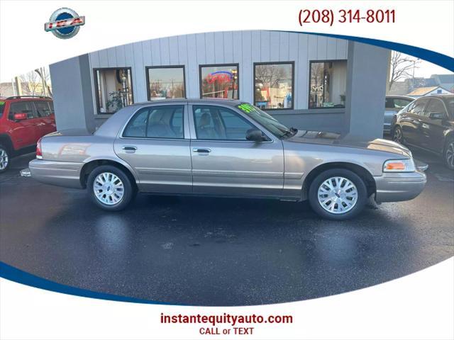 used 2004 Ford Crown Victoria car, priced at $3,995