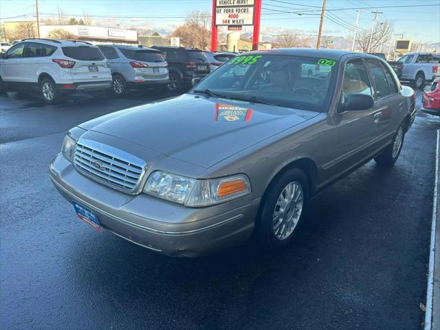 used 2004 Ford Crown Victoria car, priced at $3,995