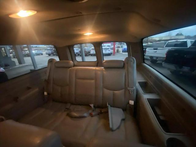 used 2003 Chevrolet Suburban car, priced at $7,995