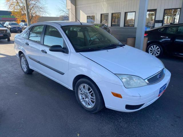 used 2007 Ford Focus car, priced at $4,995