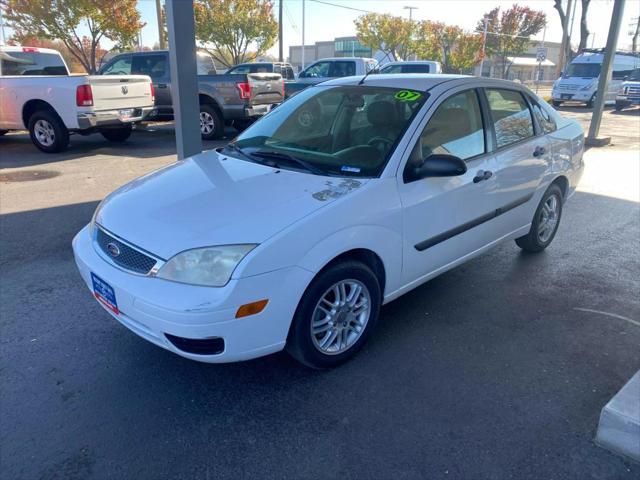 used 2007 Ford Focus car, priced at $4,995