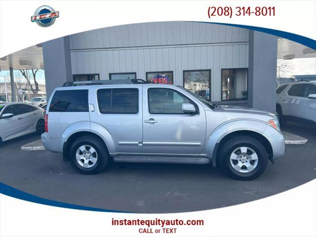 used 2006 Nissan Pathfinder car, priced at $4,795