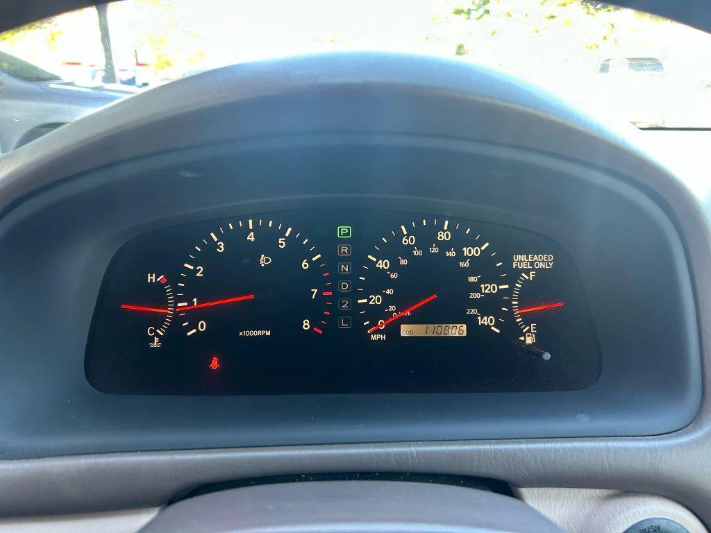 used 2000 Lexus ES 300 car, priced at $4,995