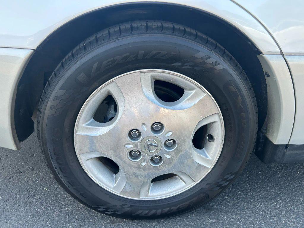 used 2000 Lexus ES 300 car, priced at $4,995