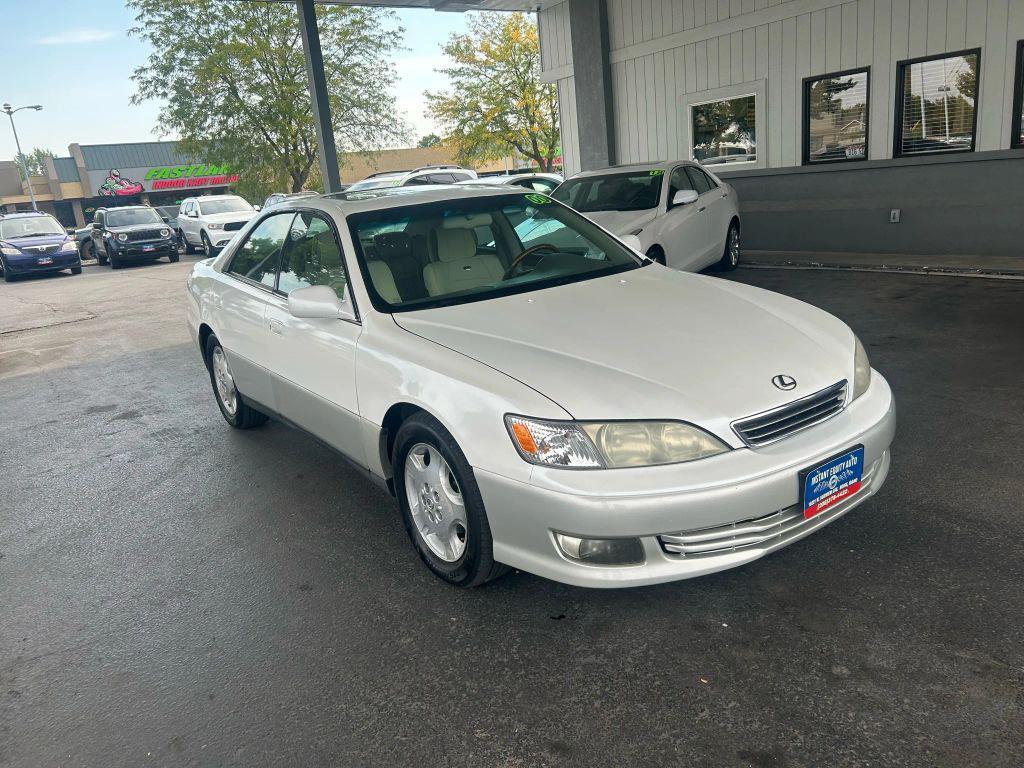 used 2000 Lexus ES 300 car, priced at $7,995