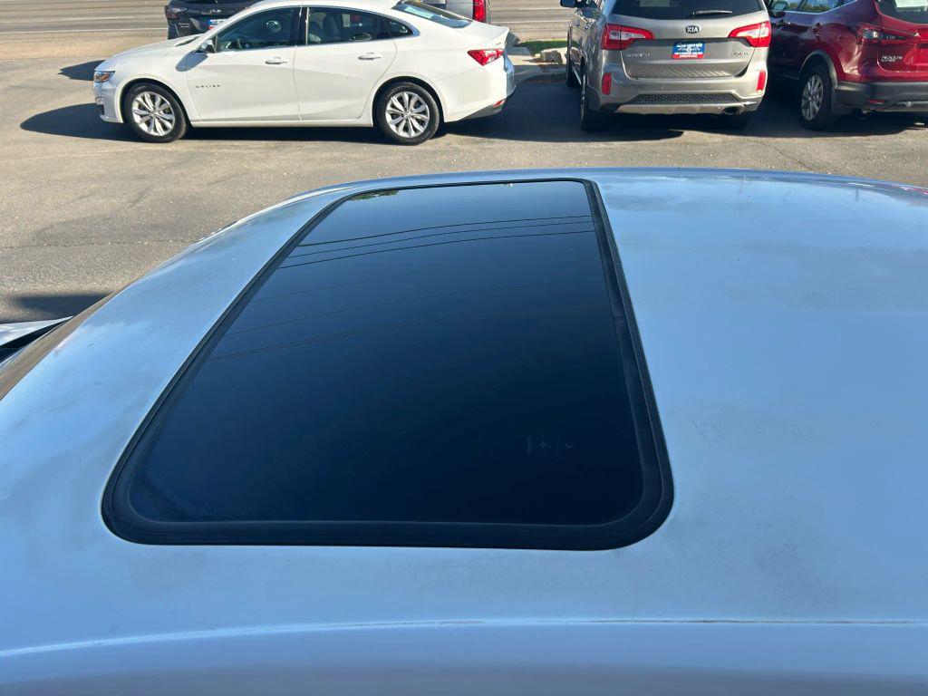 used 2000 Lexus ES 300 car, priced at $4,995