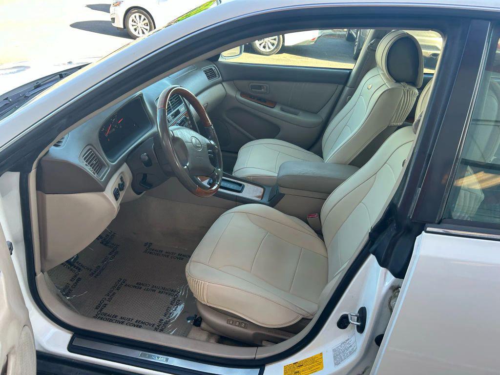 used 2000 Lexus ES 300 car, priced at $4,995