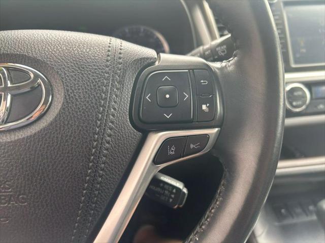 used 2019 Toyota Highlander Hybrid car, priced at $33,495