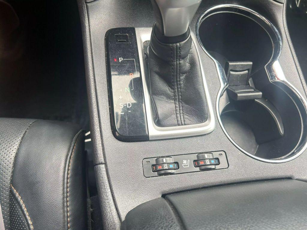 used 2019 Toyota Highlander Hybrid car, priced at $30,995