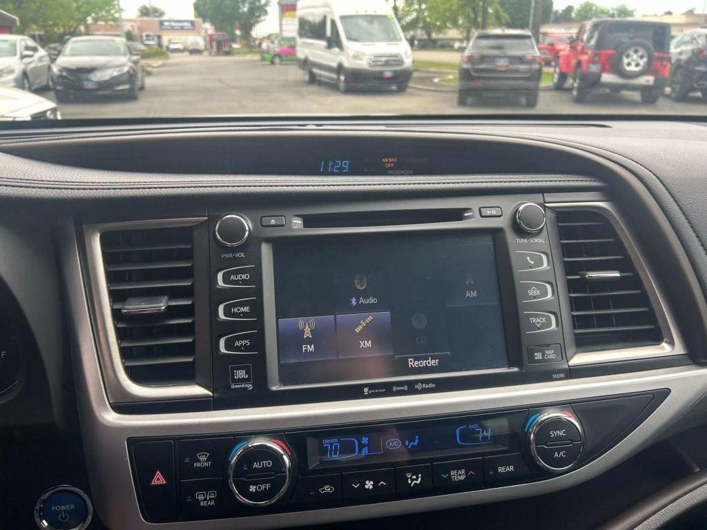 used 2019 Toyota Highlander Hybrid car, priced at $30,995