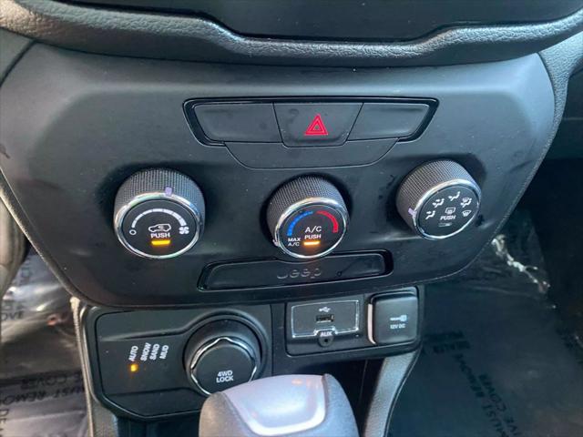 used 2020 Jeep Renegade car, priced at $16,495