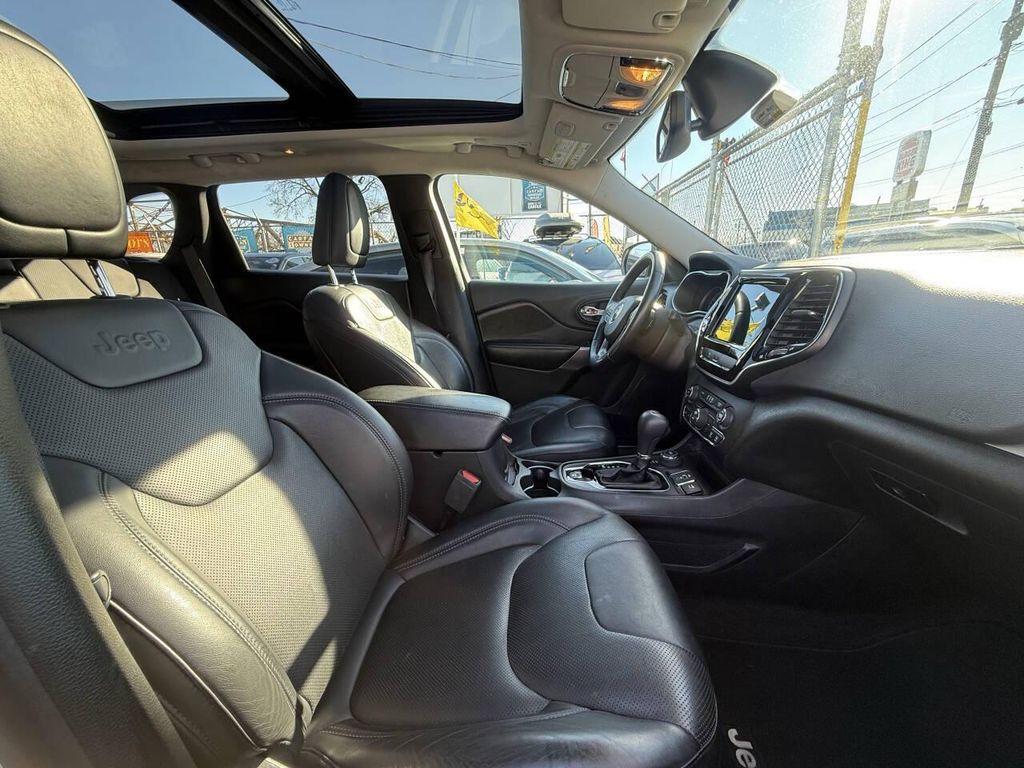 used 2019 Jeep Cherokee car, priced at $12,489