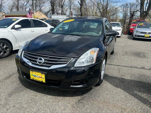 used 2010 Nissan Altima car, priced at $5,999