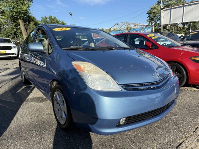 used 2005 Toyota Prius car, priced at $4,999