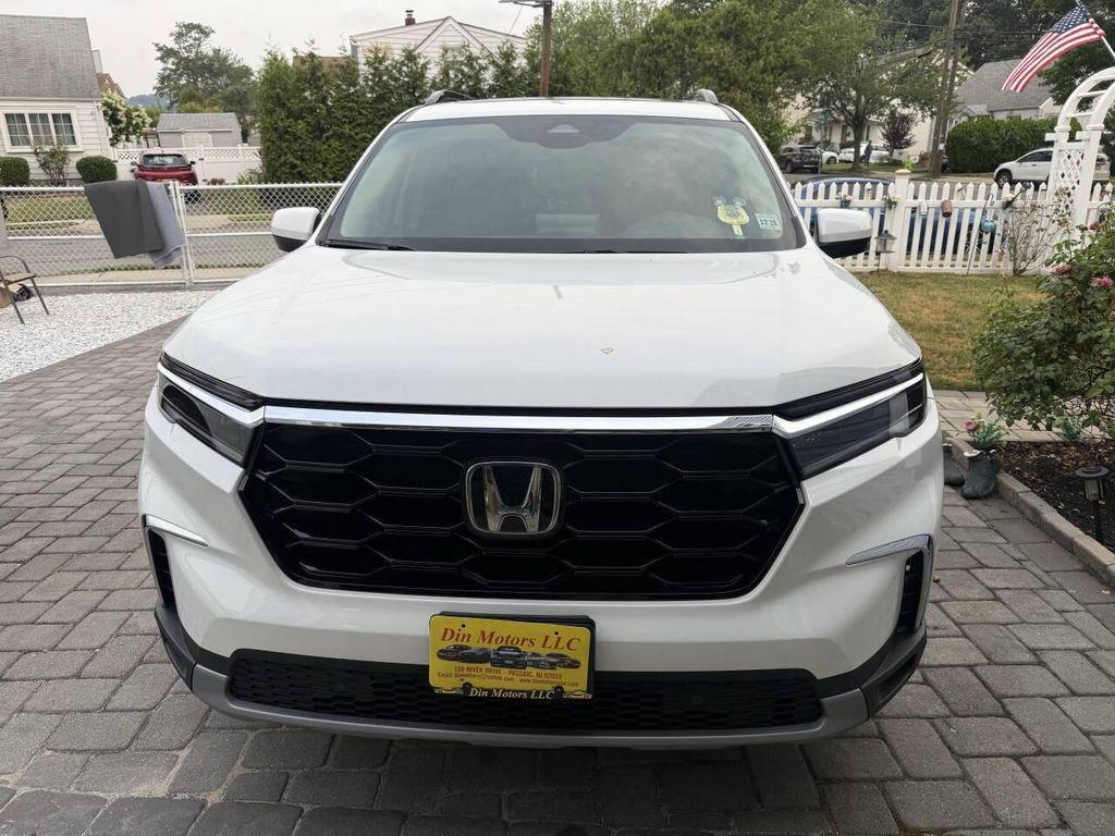 used 2023 Honda Pilot car, priced at $38,999