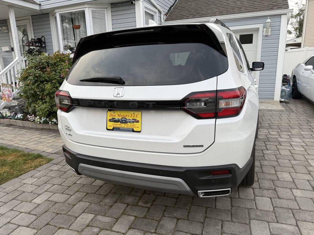 used 2023 Honda Pilot car, priced at $38,999