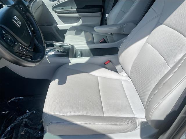 used 2023 Honda Ridgeline car, priced at $31,800