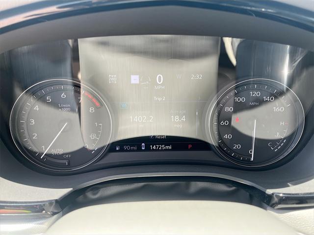 used 2022 Cadillac XT5 car, priced at $31,500