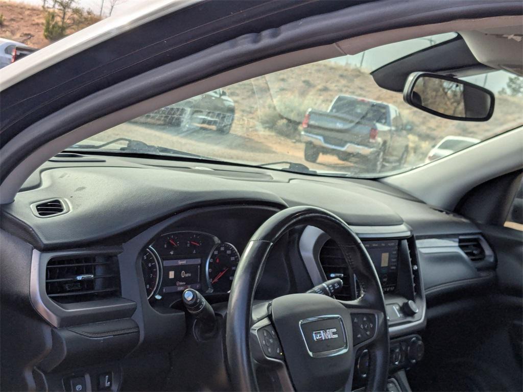 used 2022 GMC Acadia car, priced at $25,600