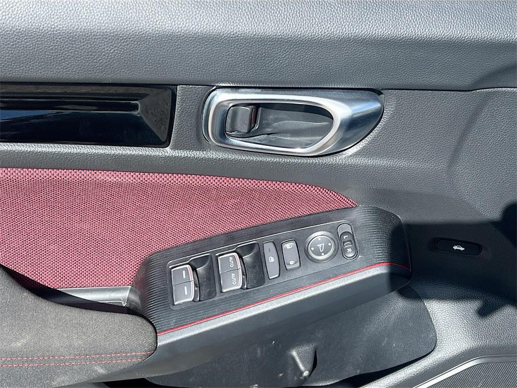 used 2025 Honda Civic Si car, priced at $26,900