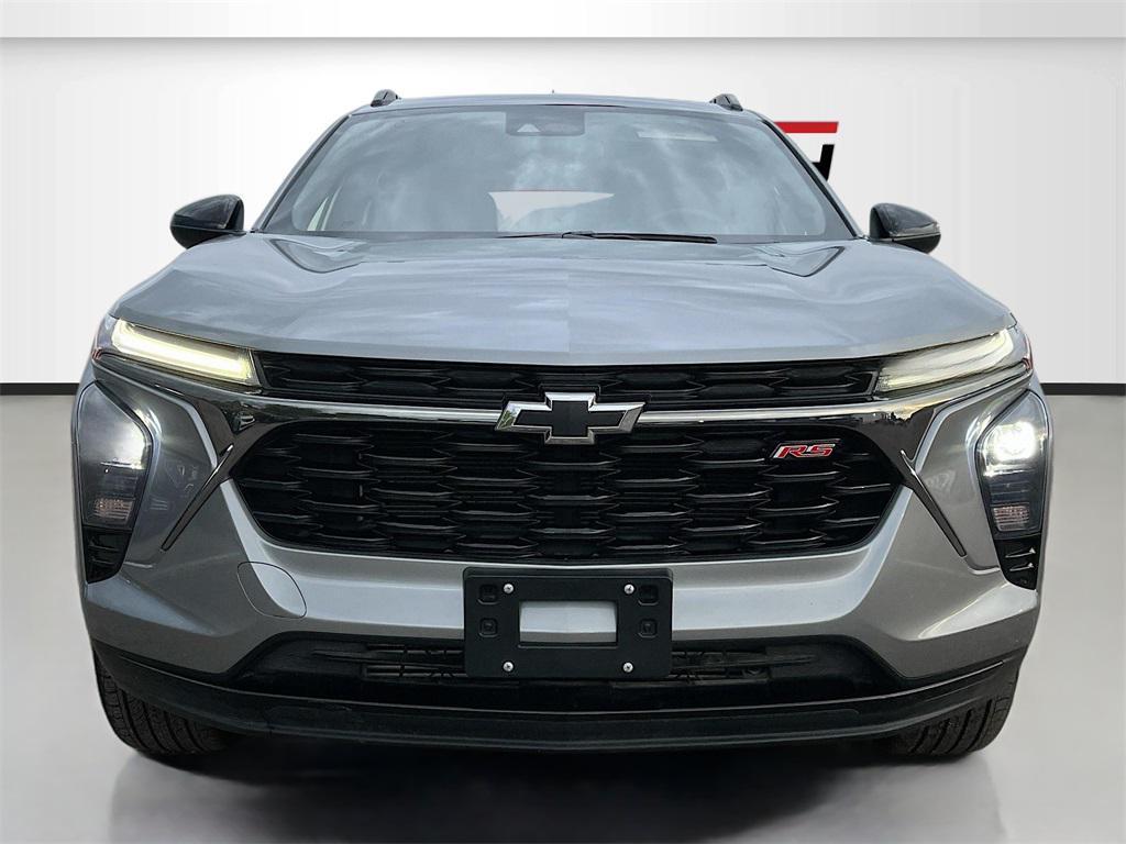 used 2025 Chevrolet Trax car, priced at $22,200