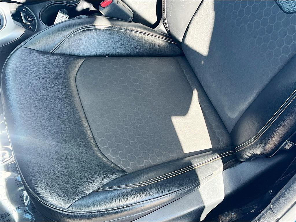 used 2020 Jeep Compass car, priced at $16,100
