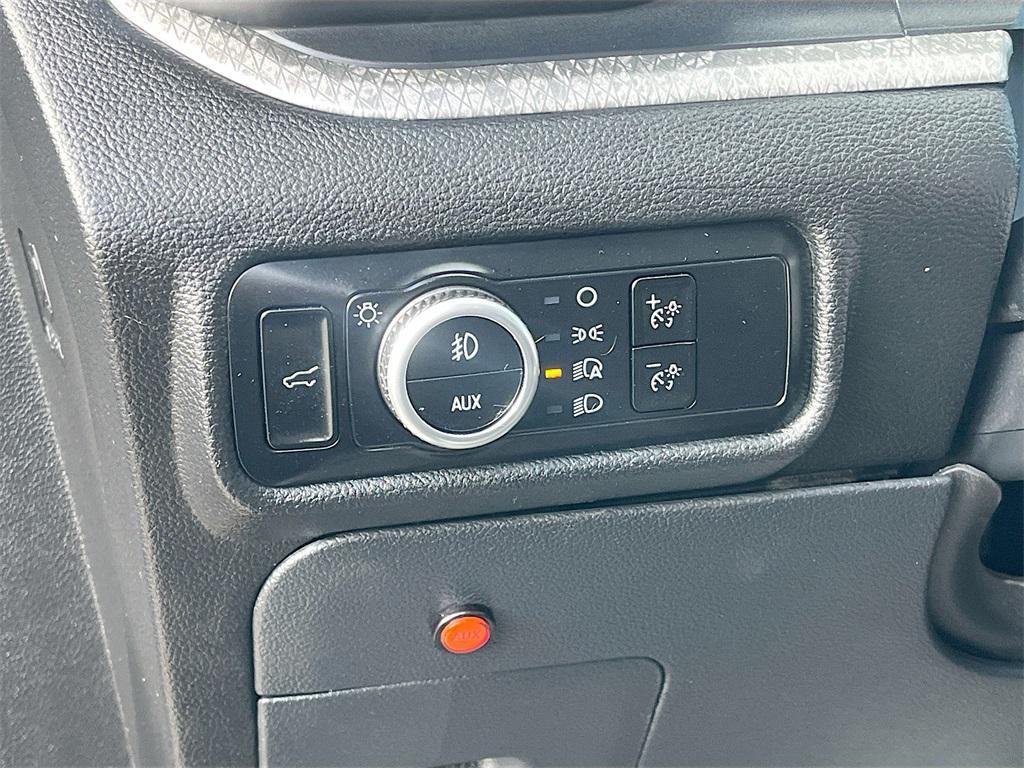 used 2024 Ford Explorer car, priced at $35,000