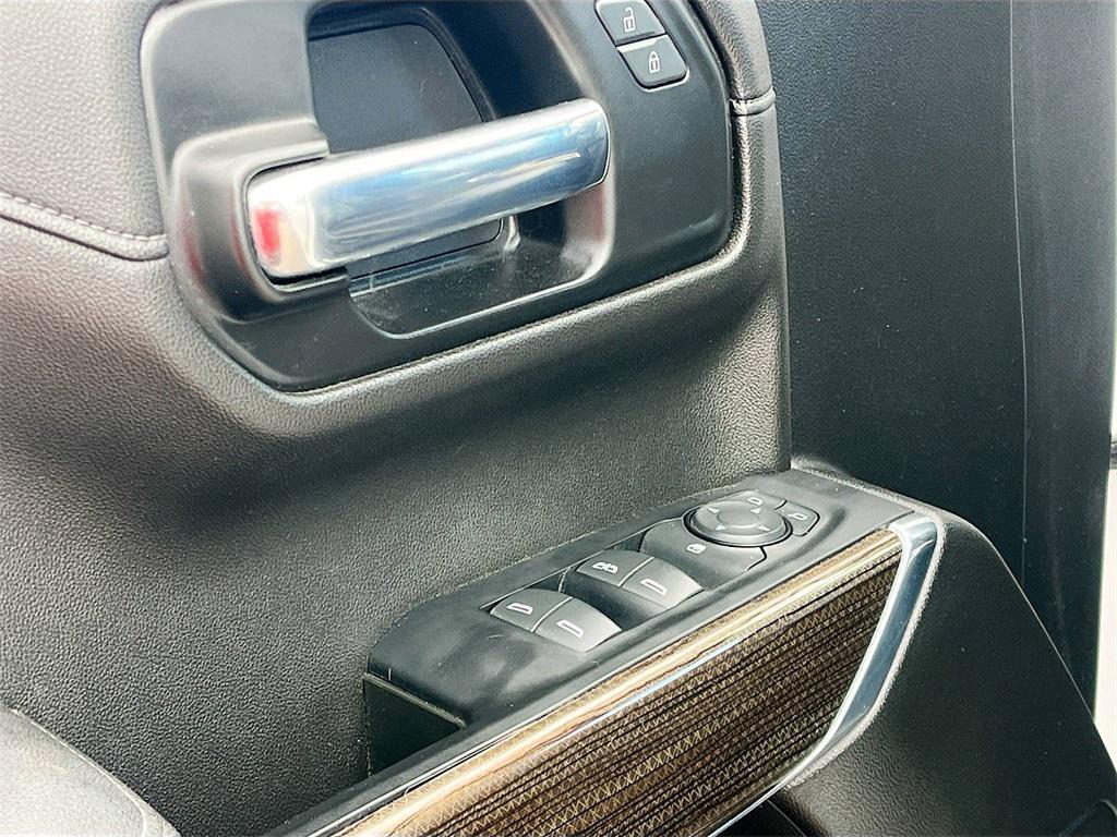 used 2022 Chevrolet Silverado 1500 car, priced at $33,800