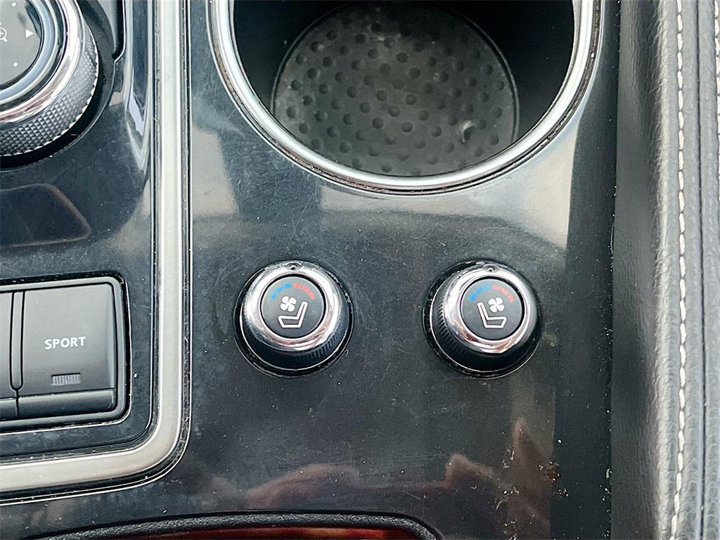 used 2022 Nissan Maxima car, priced at $23,800