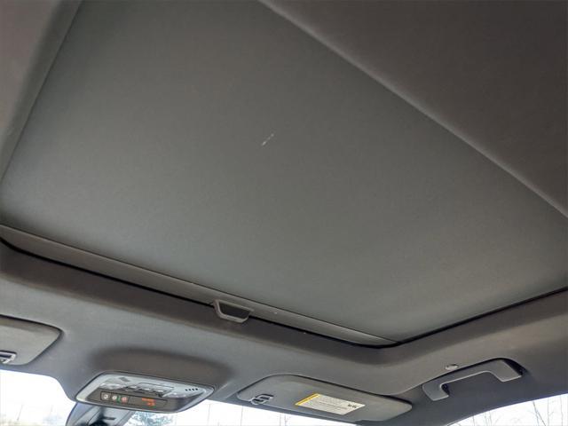 used 2022 Chevrolet Traverse car, priced at $33,000