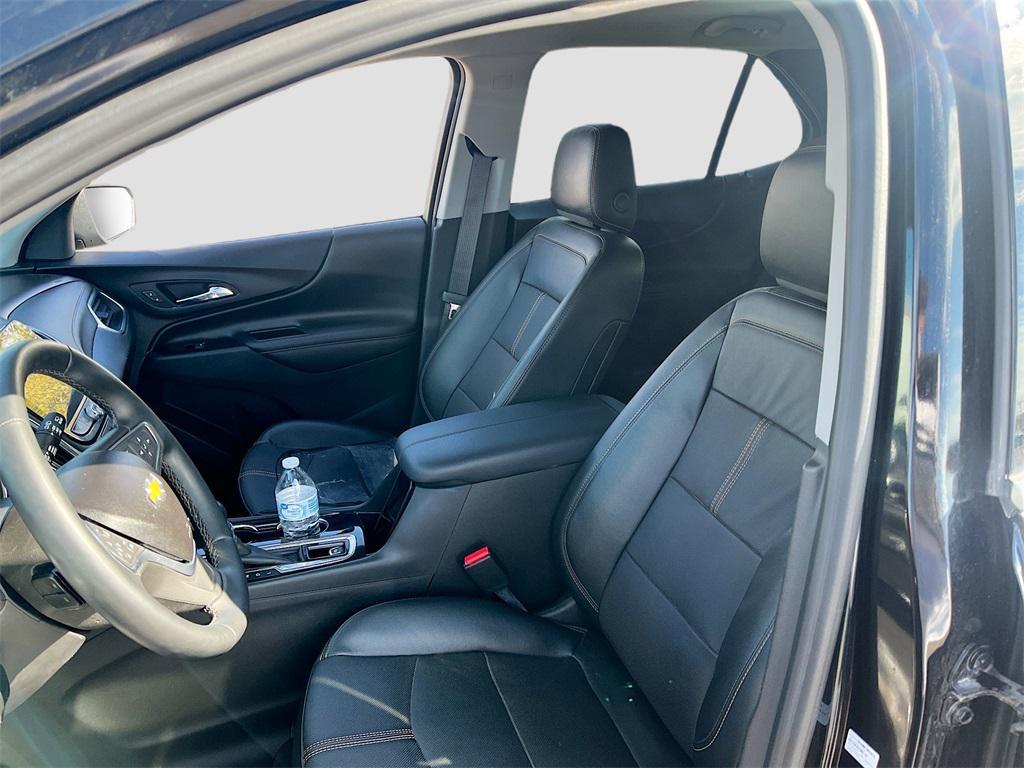 used 2023 Chevrolet Equinox car, priced at $21,300