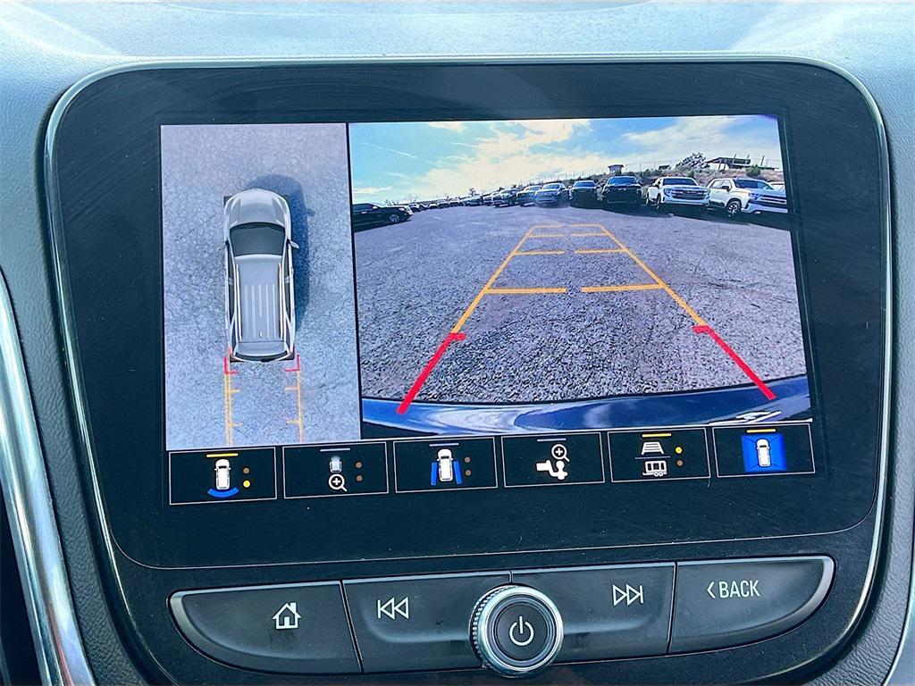 used 2023 Chevrolet Equinox car, priced at $21,300