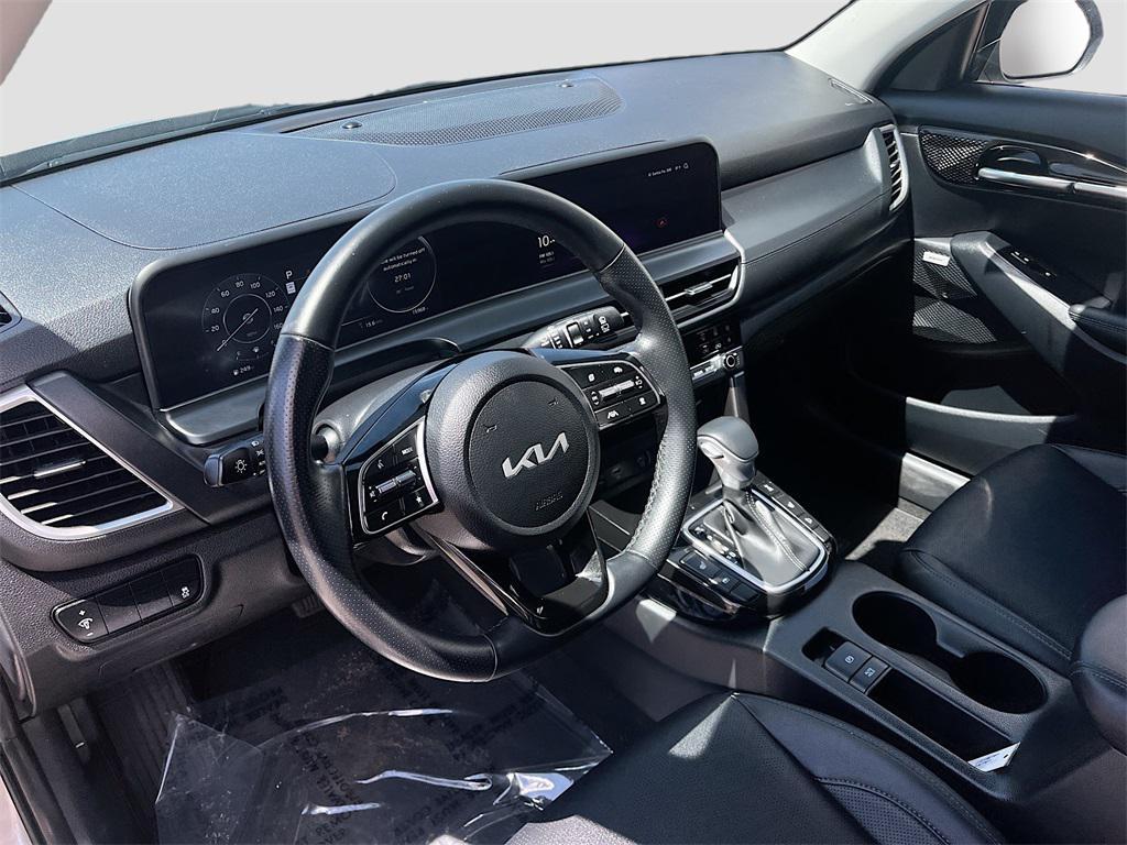 used 2024 Kia Seltos car, priced at $21,100