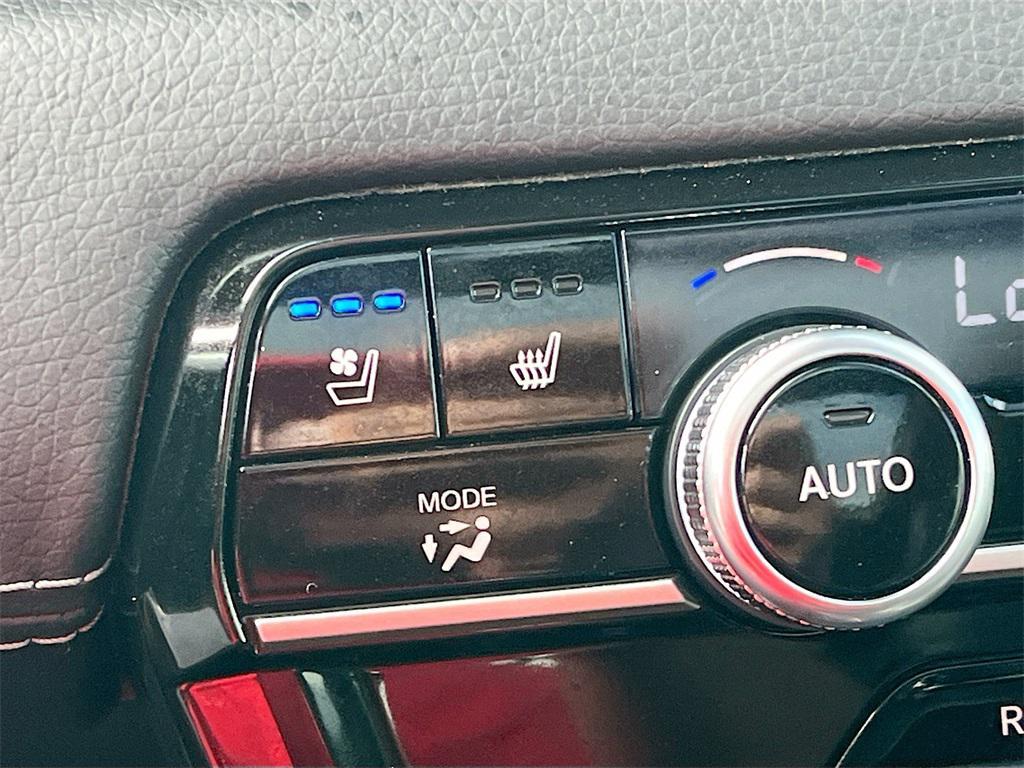 used 2023 Honda Pilot car, priced at $37,500