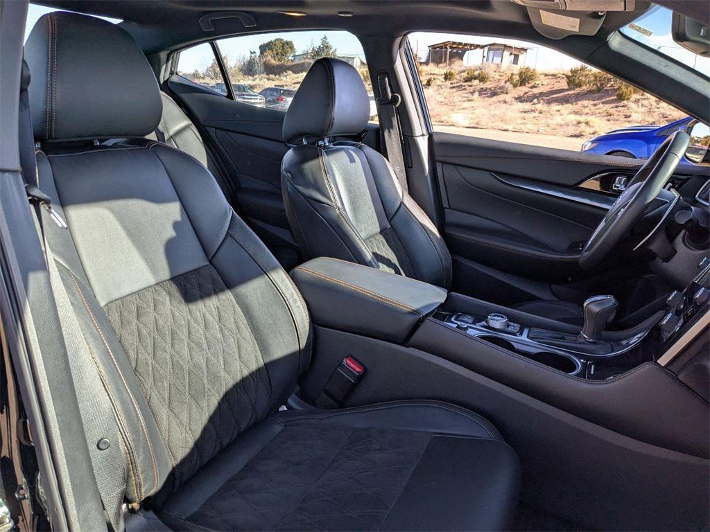 used 2023 Nissan Maxima car, priced at $25,400