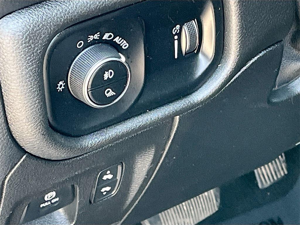 used 2020 Ram 1500 car, priced at $33,400
