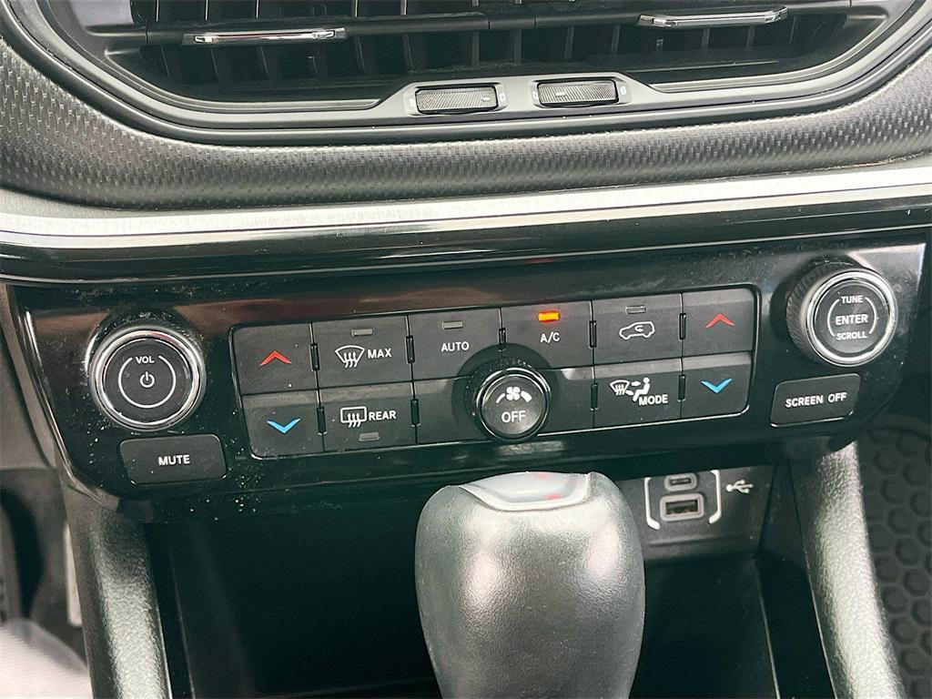 used 2022 Jeep Compass car, priced at $22,000
