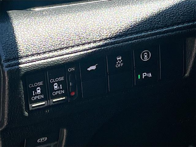 used 2023 Honda Odyssey car, priced at $34,200