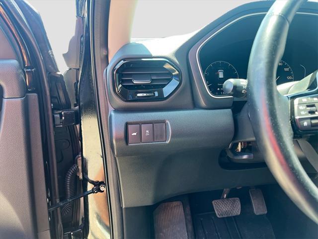 used 2024 Honda Pilot car, priced at $38,400