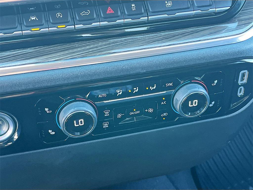 used 2023 Chevrolet Silverado 1500 car, priced at $31,800