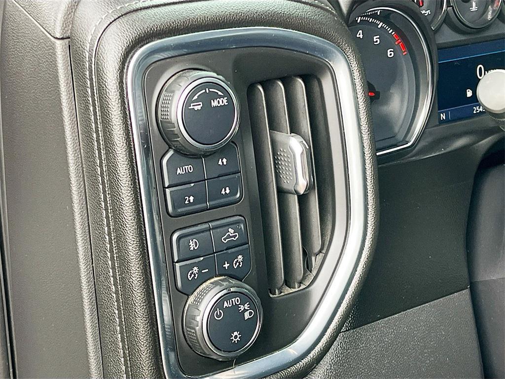 used 2021 Chevrolet Silverado 1500 car, priced at $39,700