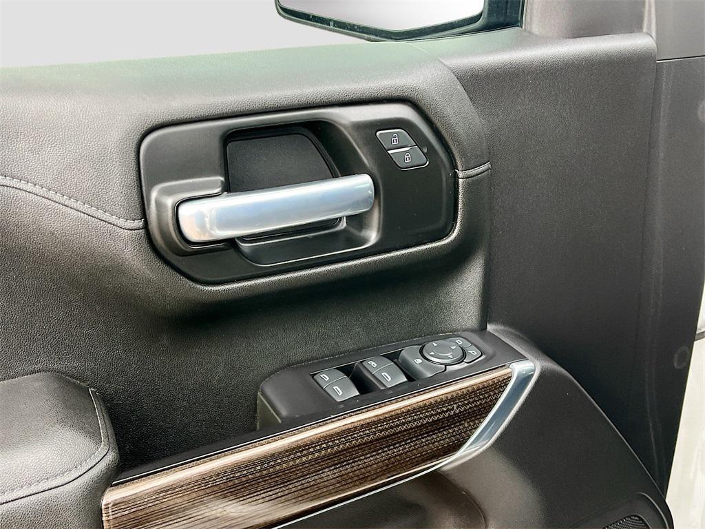 used 2021 Chevrolet Silverado 1500 car, priced at $39,700