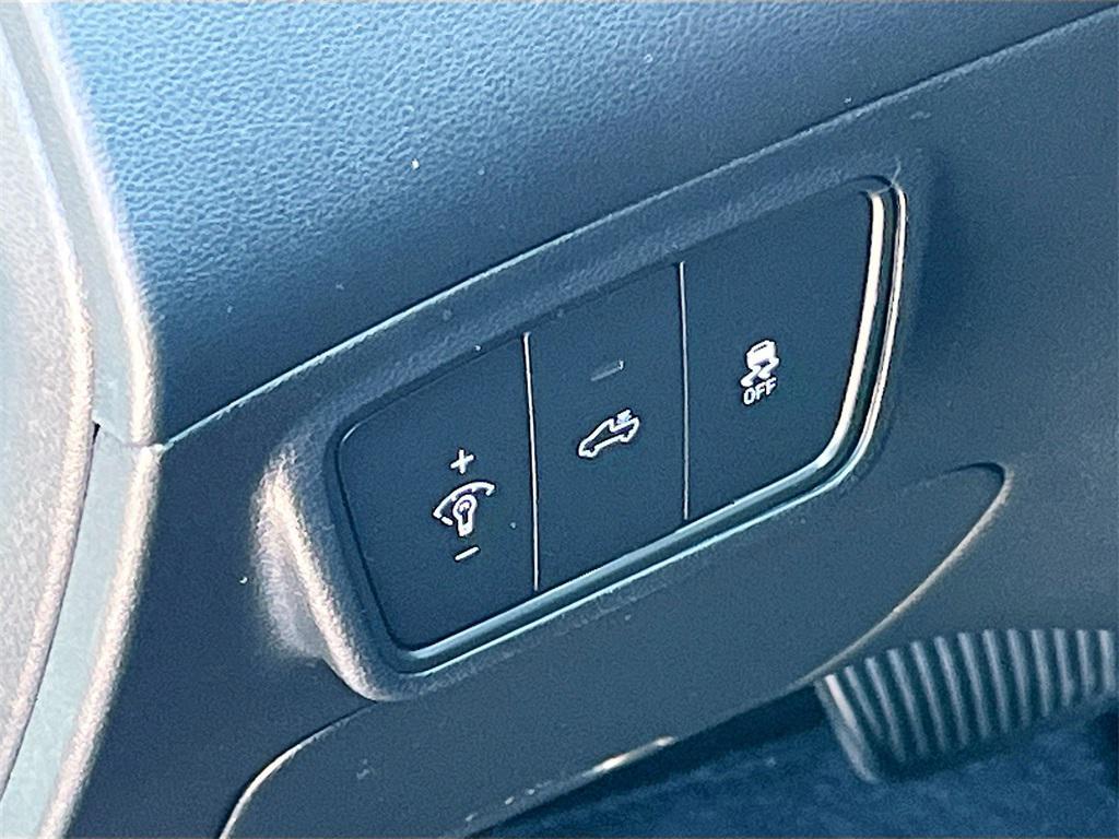 used 2022 Hyundai SANTA CRUZ car, priced at $18,700