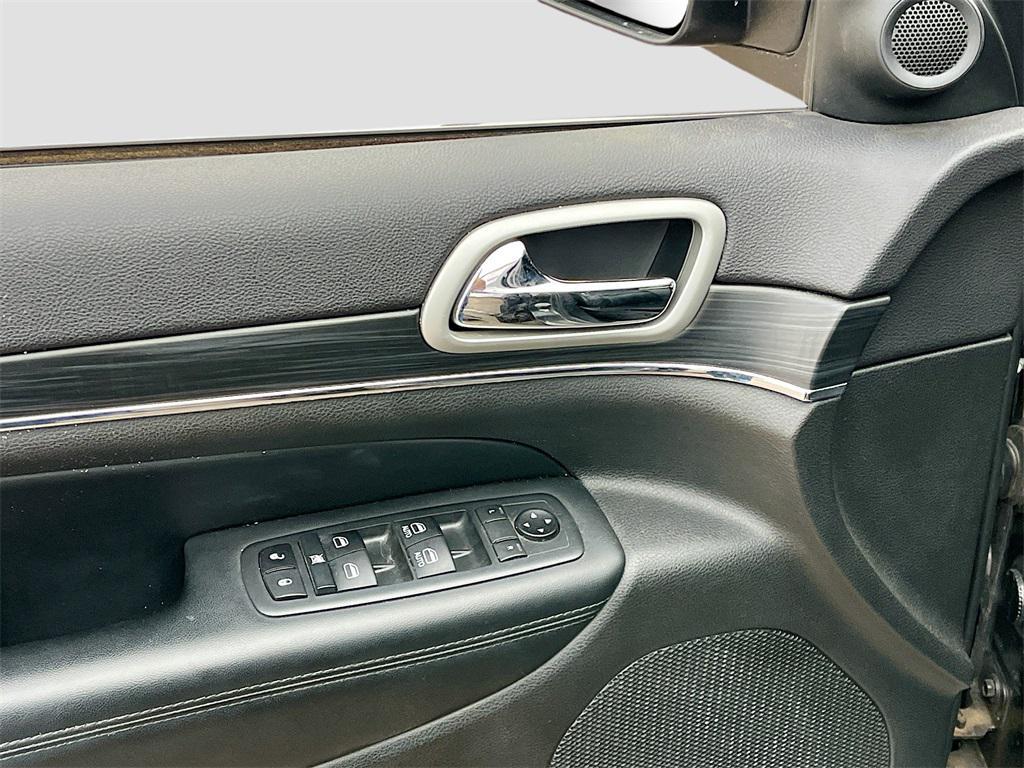 used 2020 Jeep Grand Cherokee car, priced at $19,200