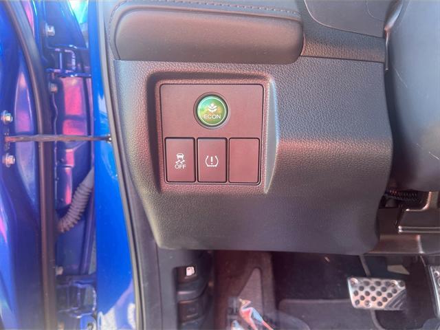 used 2021 Honda HR-V car, priced at $18,300