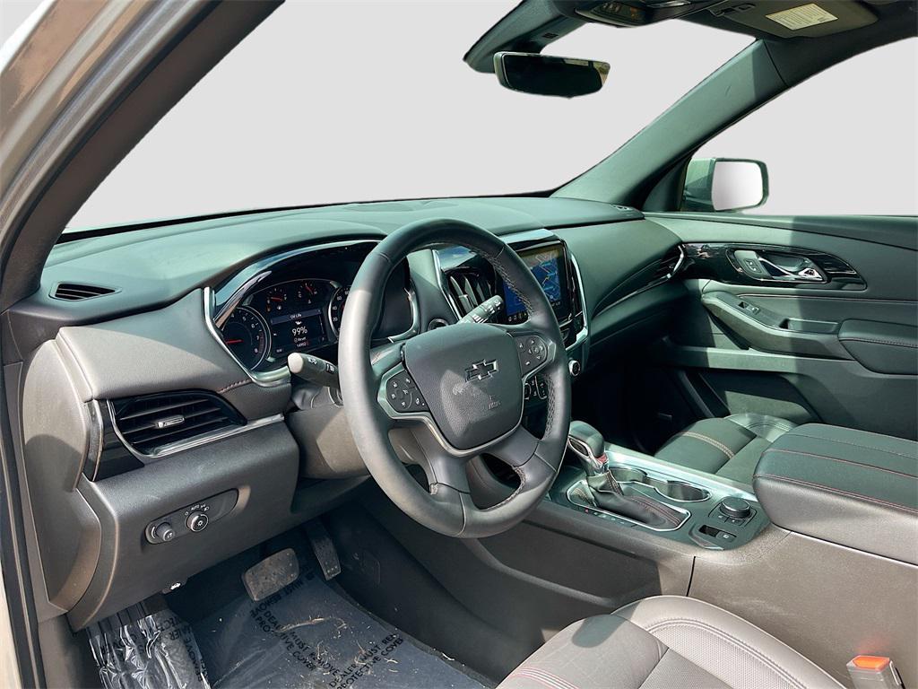 used 2023 Chevrolet Traverse car, priced at $34,000