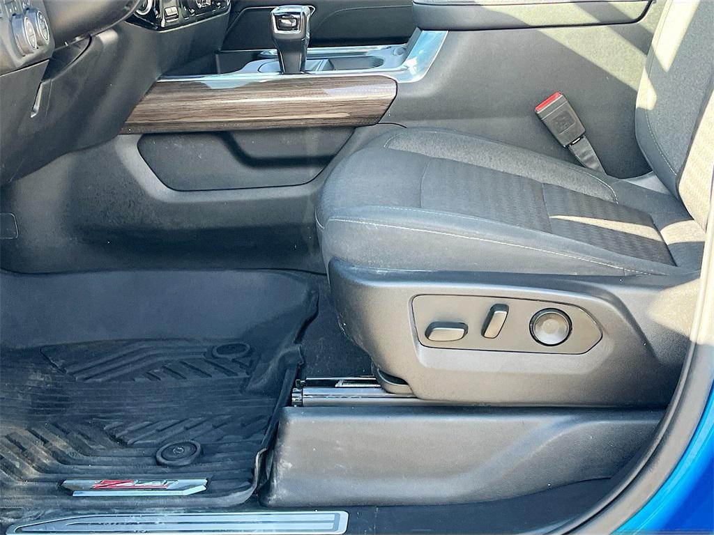 used 2022 Chevrolet Silverado 1500 car, priced at $35,600